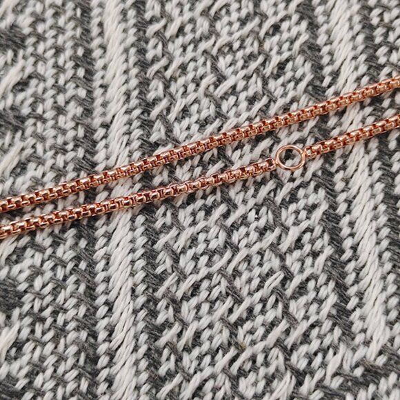 David Yurman 18k Gold Hole-Inlaid Purple Diamond Necklace - Picture 5 of 8